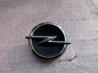 фото thumb №1, Opel corsa f эмблема крышки ручка 39185120