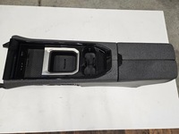 фото thumb №1, Подлокотник туннель средний бардачок renault austral