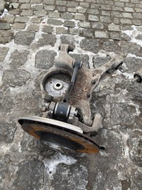 фото thumb №1, Volvo v90 ii 2.0 17r- поворотный кулак ступица правый задняя