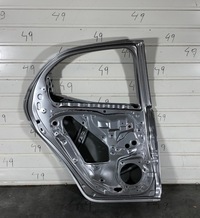 фото thumb №5, Toyota yaris iv p21 2020- левая задние дверь левый задняя