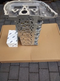 фото thumb №1, Головка ford ranger 3,2 tdci 20v 5 цилиндров цилиндровая ps 200 koni 2011 -