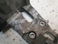 Кронштейн генератора vw passat b8 2.0 tdi 04l903143d в Украине, фото thumb