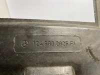 фото thumb №13, Стеля mercedes w124 sedan s124 універсал передня синя 1246902925