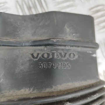 фото thumb №7, Volvo v70 2011 запчастина труби впуск повітря