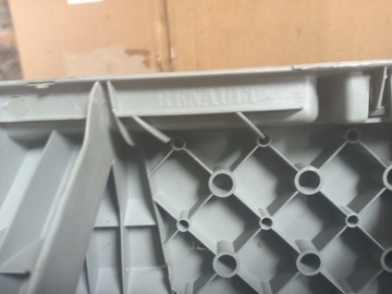 фото thumb №8, Renault kangoo маскувальна накладка динаміка правий зад 8200096129 77003307179