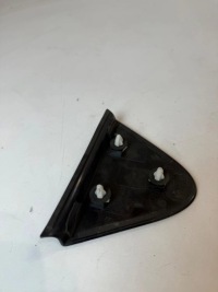 Заглушка трикутник накладка лівий задній nissan juke f15 Київ, фото thumb