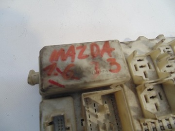 фото thumb №7, Коробка запобіжників mazda 3