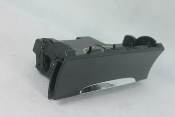 фото thumb №10, Попільничка середня консолі бардачок панелі перед vw passat b6