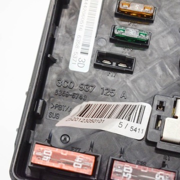 фото thumb №5, Audi q3 8u 2017 коробка предохранителей / комплект