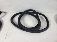 фото thumb №1, Vw t-roc прокладка дверь задняя правая