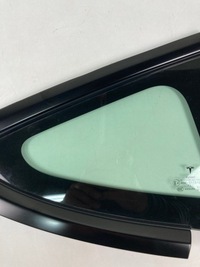 фото thumb №3, Стекло кузовная правая tesla 3