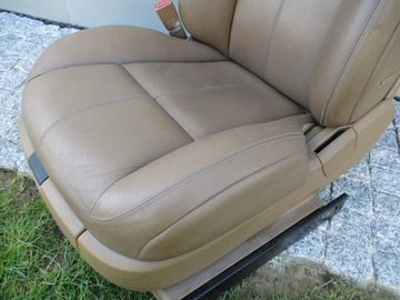 фото thumb №8, W221 длинный s-clas сиденья диван мониторы