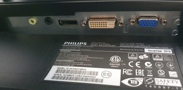 Монитор 24 дюйма Philips S-Line 1920 x 1080 FullHD VGA DVI DP Кабели Vesa Pivot