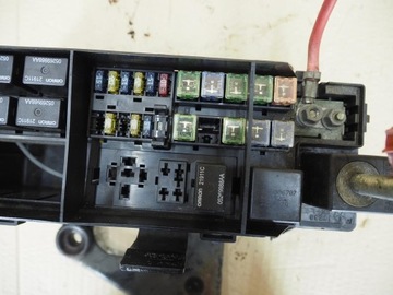 фото thumb №13, Коробка запобіжників chrysler pt cruiser 2.0 16v