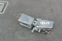 фото thumb №1, Кліпса поперечина безпеки задня подвійний audi q7 4l