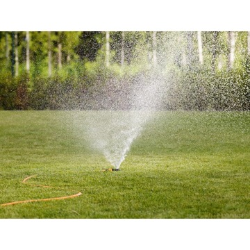 Fyskars Spring Spry Metal Presste Wapering из небольших садов 9х9 м.