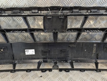 фото thumb №12, Cupra formentor рестайлинг 2024-2025 решётка средняя бампера перед передняя