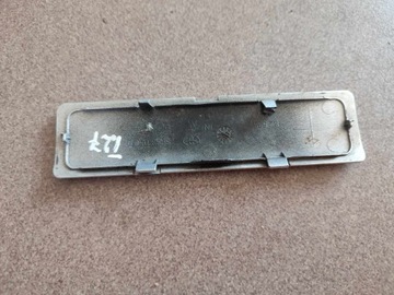 фото thumb №3, Заглушка рейлинг перед avensis t27 универсал