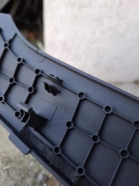 фото thumb №9, Audi a4 a5 b9 8w1880302d бардачок пасажира чорний пластики