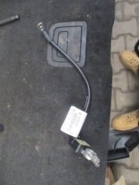 фото thumb №1, Клема мінус vw audi 6z3915181