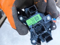 фото thumb №4, Jeep renegade кнопка тормоза ручного jeep renegade 07356365590 ?