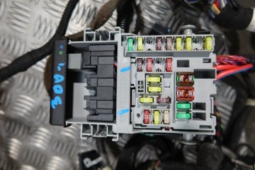 фото thumb №8, Установка pod панель приладів коробка запобіжників astra j iv 13222786