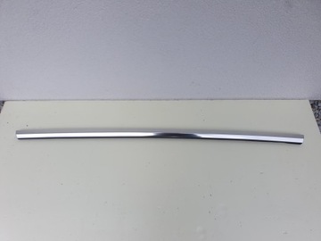 фото thumb №1, Tesla модель 3 планка хром двері правий зад