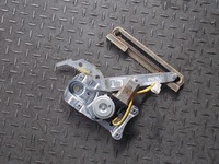 фото thumb №1, Підйомник електричний лівий задня mazda demio 96-99