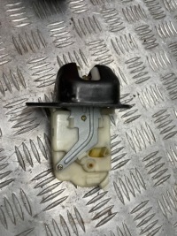 фото thumb №6, Замок кришки багажника nissan note e11 06-12