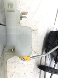 фото thumb №14, Kia carnival ii vq замок дверь задняя левый ручка a045777