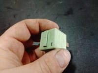 фото thumb №9, Bmw e39 2.5 бензин оригинальный номер bmw реле зелёный 61368373700 оригинал