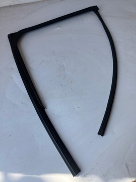 фото thumb №2, Рамка прокладка двері правий зад mazda cx5