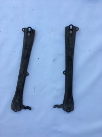 фото thumb №1, Кронштейн крыла поперечина перед prius iv 15- 1f7