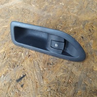 фото thumb №1, Переключатель стекло правый задняя renault laguna ii