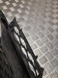 фото thumb №7, Решітка радіатора land rover range rover velar 2017 j8a217e853ab