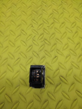 фото thumb №5, Kia cerato выключатель крышки багажника