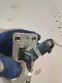 фото thumb №4, L750 замок кришки задній opel meriva a 90563999