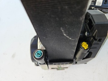 фото thumb №8, Pas безопасности правый перед переднее audi a4 b9 9w чёрный доводчик