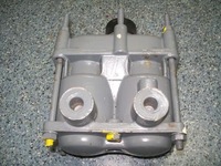 фото thumb №2, Клапан головний гальмівний renault r 1023298000