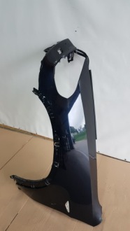 Крила перед лівий bmw x5 e70 рестайлінг  10-13 Ціна, фото thumb