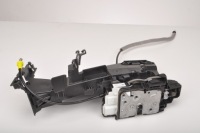 фото thumb №1, Замок правых передних дверь volvo xc40 536 30747094 1.97l дизель 140kw