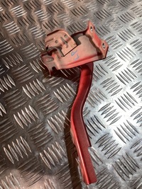 фото thumb №1, Петля капота лівий перед suzuki swift mk8 17- zwp