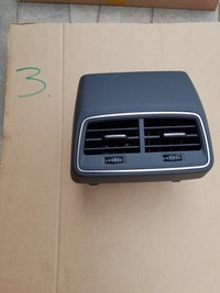 фото thumb №1, Audi решітка обдув задня 4k0819203b