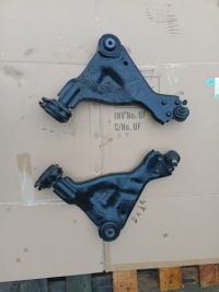 фото thumb №1, Рычаг левый правый mercedes v-klasa w447