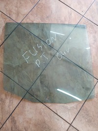 фото thumb №1, Стекло дверь правый задняя ford fusion 1.4 04'