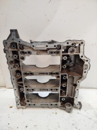 Полублок двигателя держатель вала коленчатого audi a7 c7 3.0 tfsi 06e103032ap Недорого, фото thumb