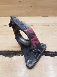 фото thumb №1, Кронштейн опора полуось nissan primera p12 1.9 dci