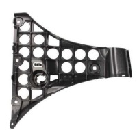 фото thumb №1, Bmw 5 e60 e61 03- кронштейн напрямна бампера задня l