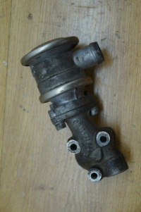 фото thumb №2, Клапан egr audi 1.8t 06b131101h