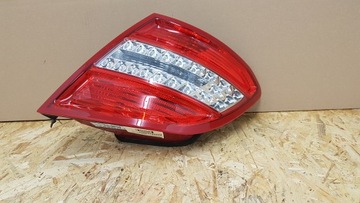 фото thumb №8, Лампа зад права mercedes w204 універсал 06-10 led